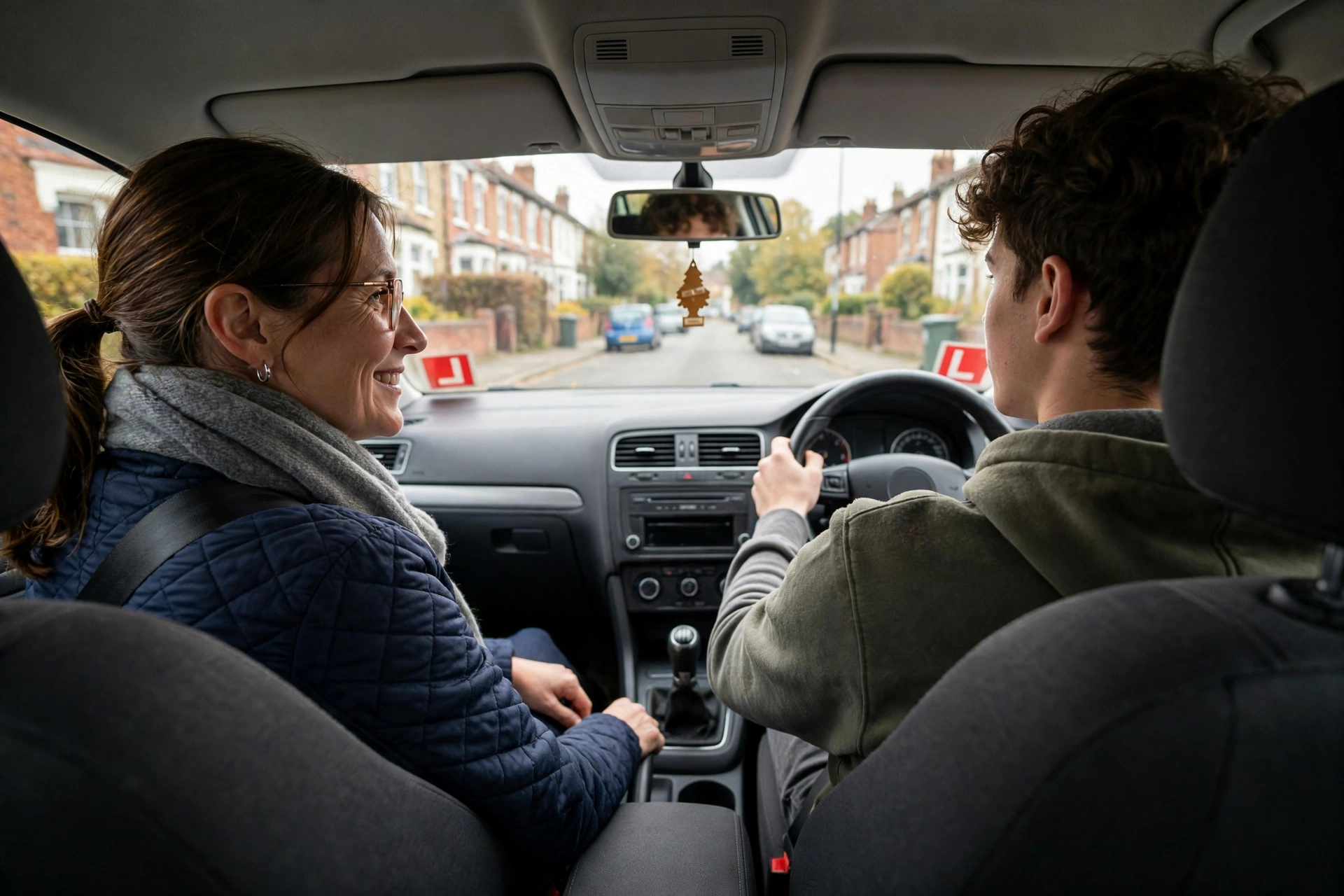 who-can-supervise-a-learner-driver-in-the-uk